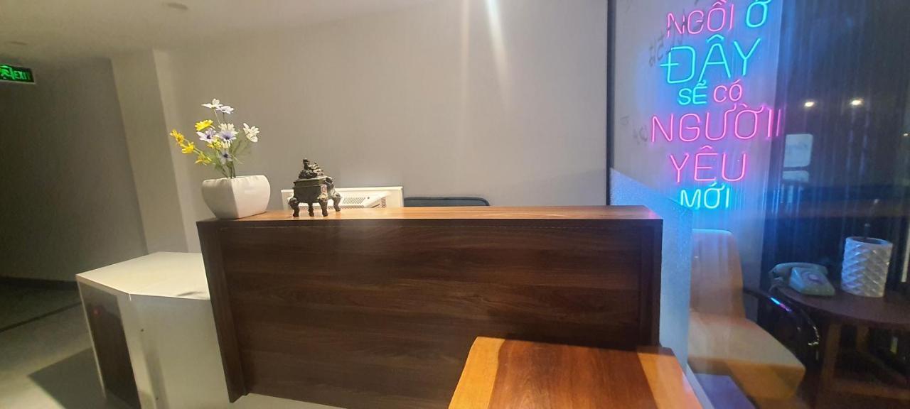 Karola Hotel Đà Nẵng Extérieur photo