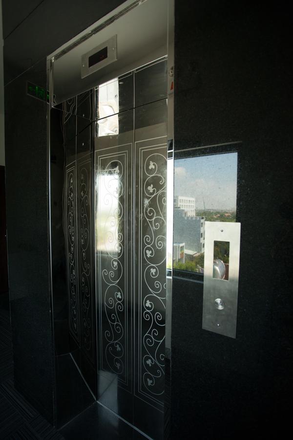 Karola Hotel Đà Nẵng Extérieur photo
